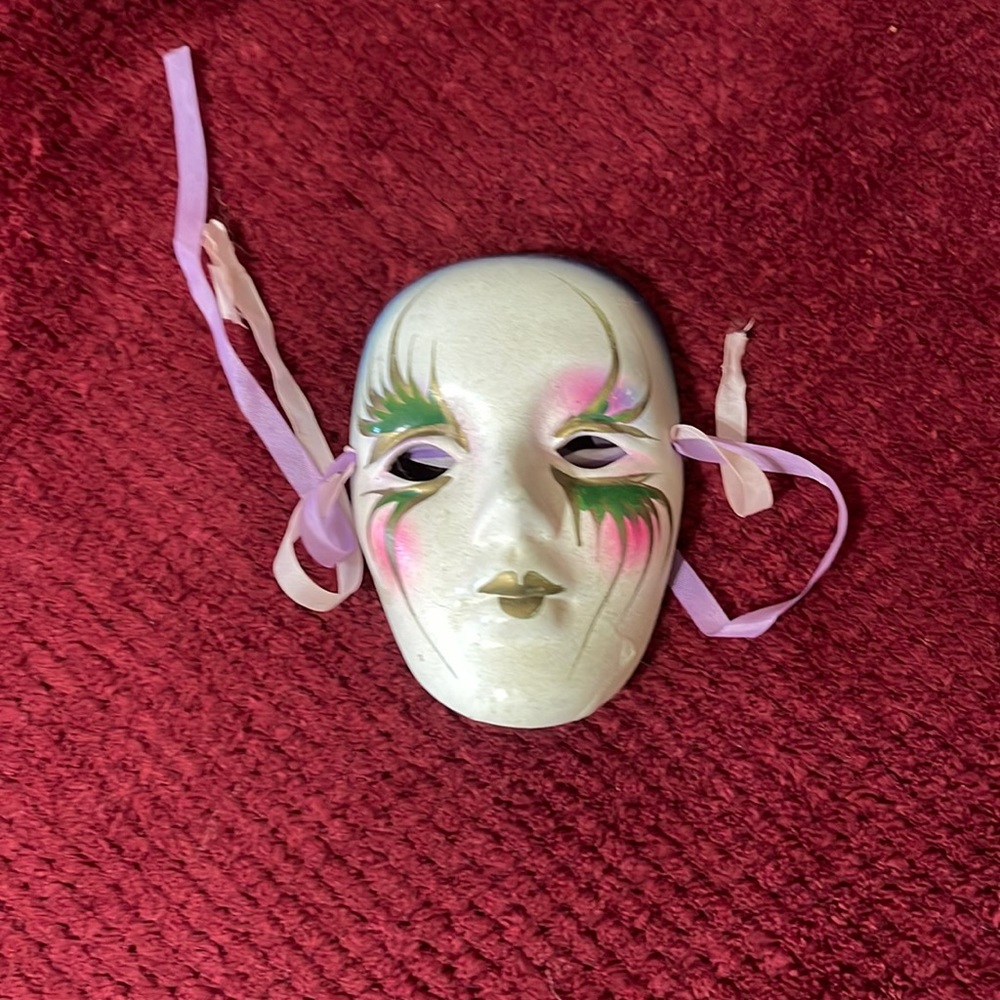 Face masks 🎭 wall decor